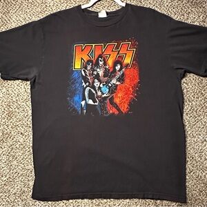 Vintage Kiss Black Tee with Pink and White Winterland Label
